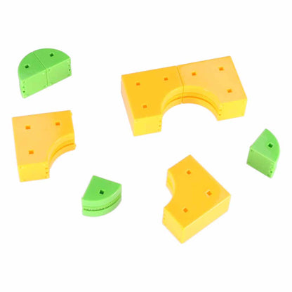Magnetic Railway Track STEM Set – 65 Pieces