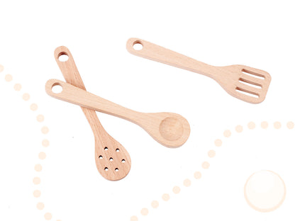 Wooden Retro Play Kitchen with Accessories Cream 100cm