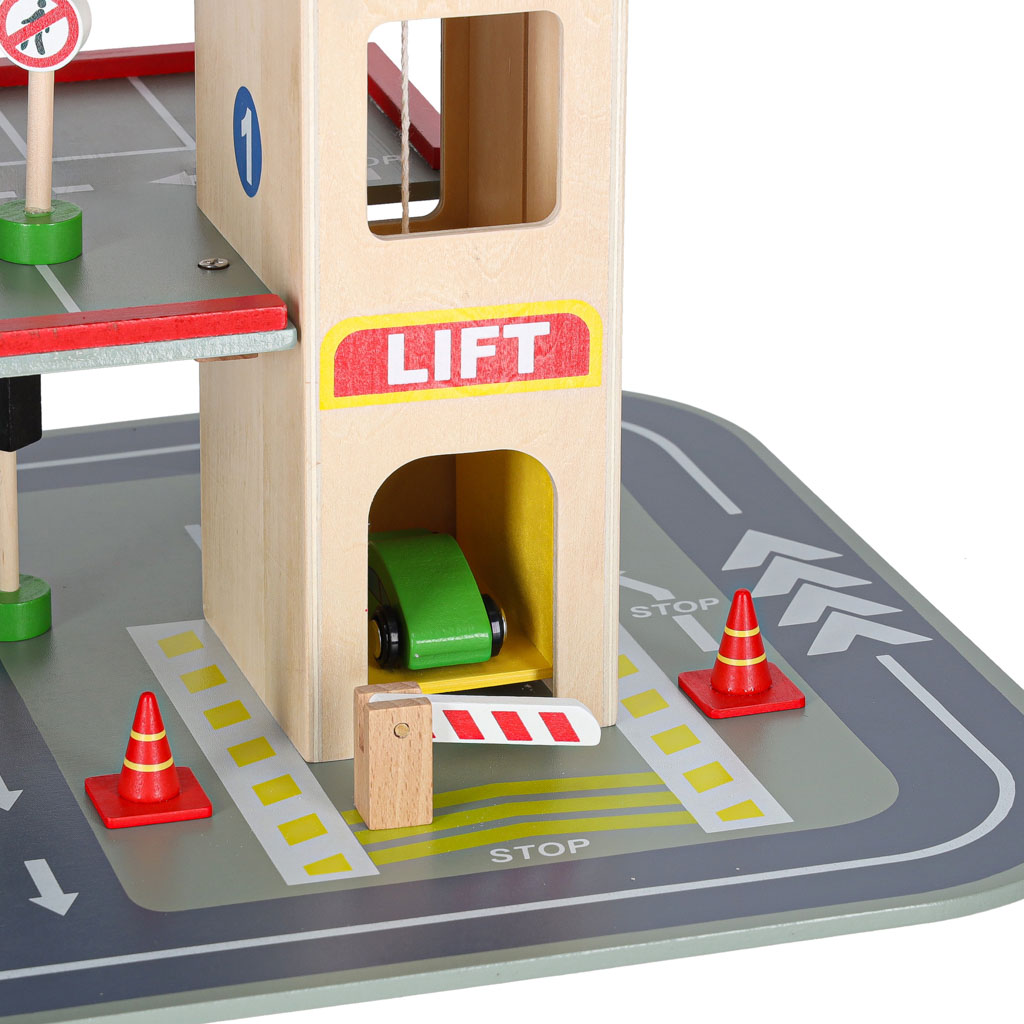 Wielopoziomowy drewniany parking miejski LULILO Benino